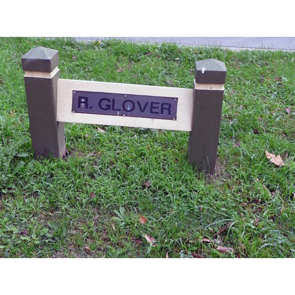 photo of nameplate for R Glover