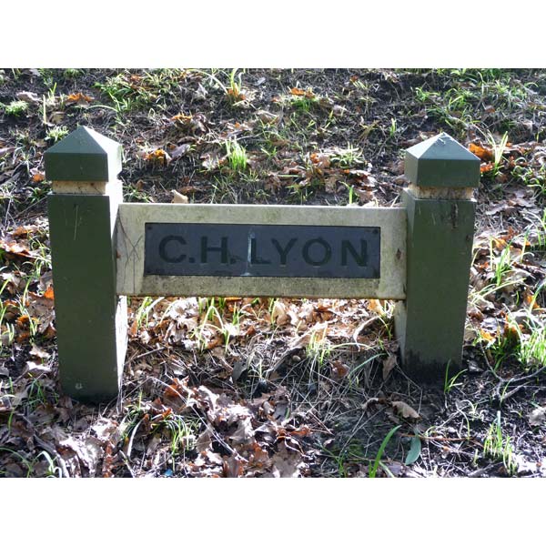 photo of nameplate for CH Lyon