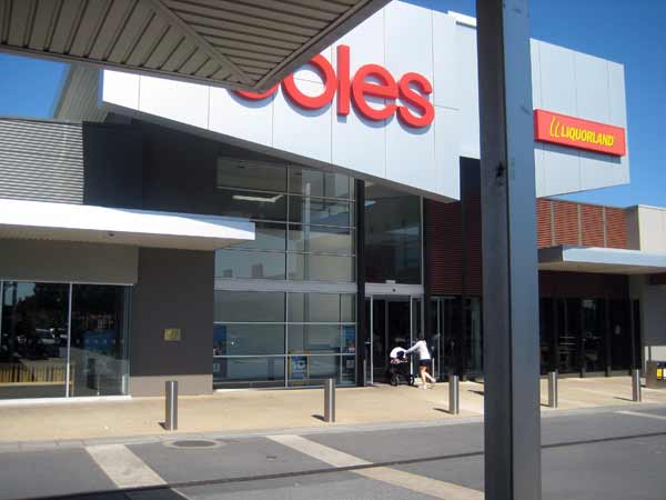 Lynbrook Village Shopping Centre
