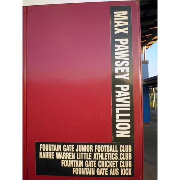 Max-Pawsey-Pavillion