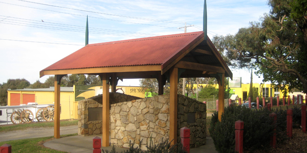 Oak Tree Memorial Cranbourne