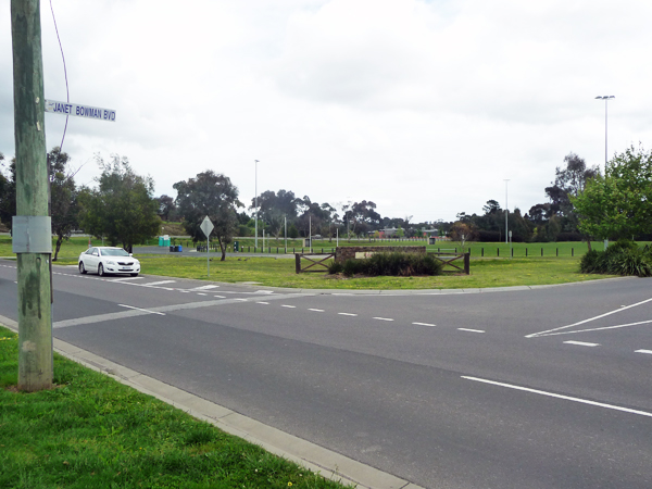 photo of Janet Bowman Boulevard signage