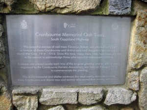 Oak-Tree-Memorial-Cranbourne-plaque-1