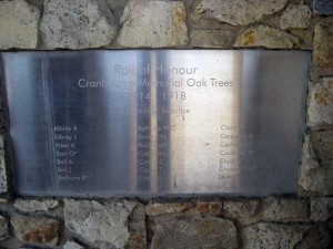 Oak-Tree-Memorial-Cranbourne-plaque-2